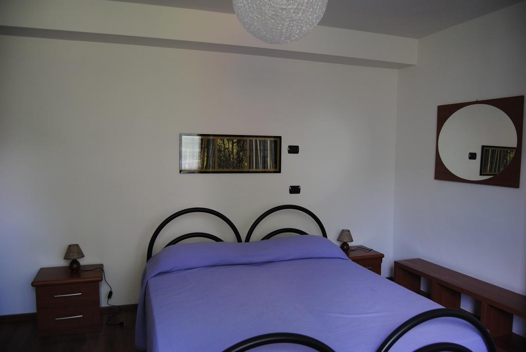 B&B Sosta Sul Lago Lezzeno Luaran gambar