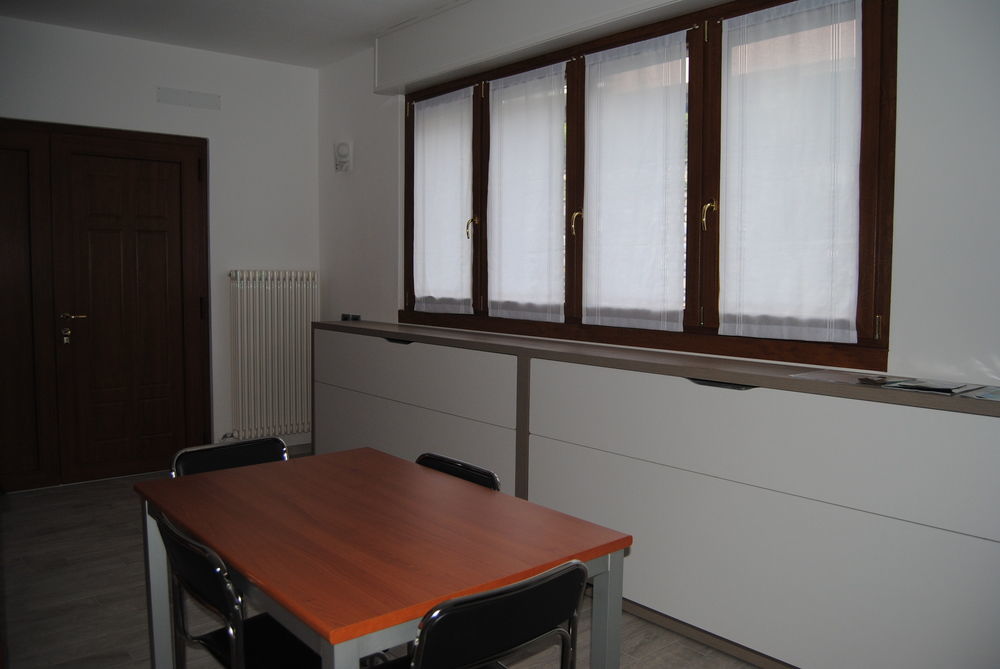 B&B Sosta Sul Lago Lezzeno Luaran gambar