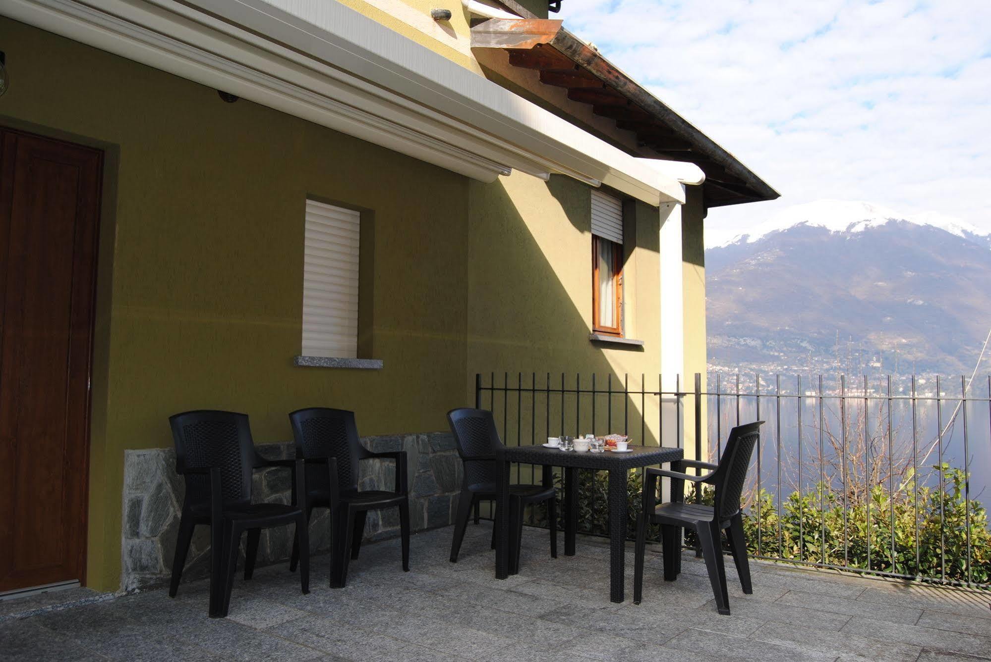 B&B Sosta Sul Lago Lezzeno Luaran gambar